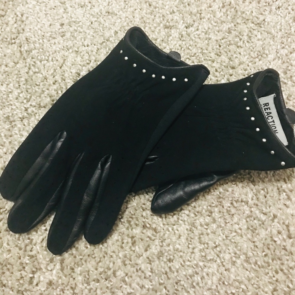 Gloves by Reaction Kenneth Cole
